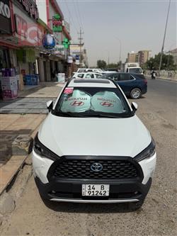 تۆیۆتا کۆرۆلا کرۆس